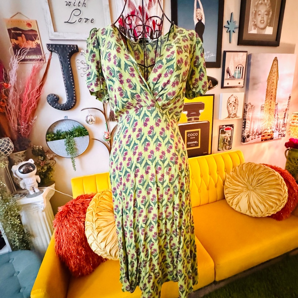 Floral Green Loco Lindo Dress